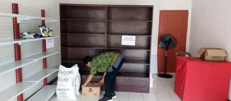 Bahan Pokok Dekranasda Pemkab Lamsel Ludes Terjual